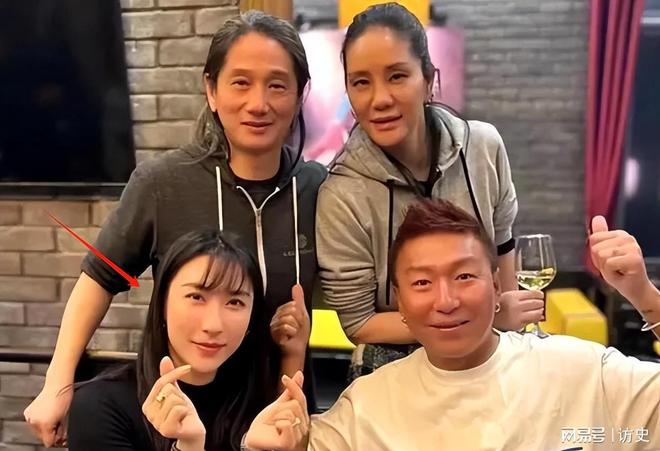 胖到认不出17岁儿子1米8长得像妈电子p