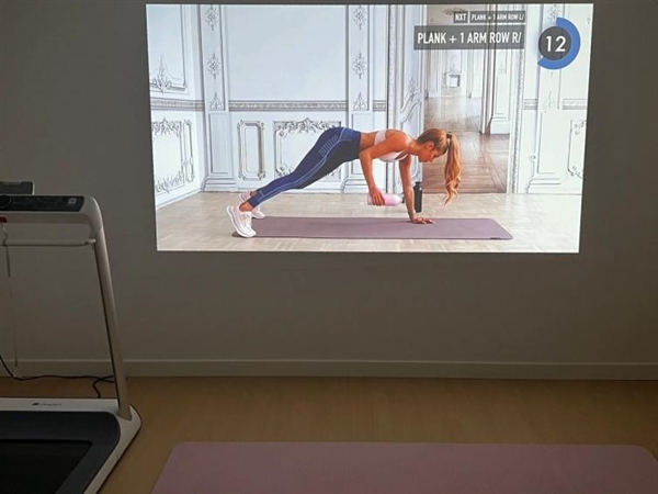 仪哪款好用 当贝F7 Pro家庭娱乐全能王！pg电子免费试玩模拟器实用性最高的客厅投影(图10)