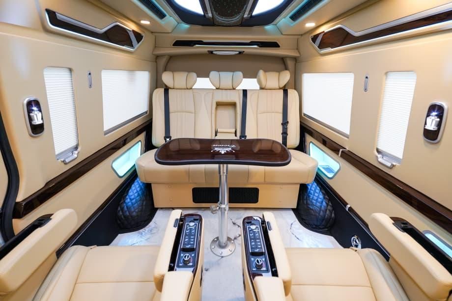 狮价格表 丰田海狮凯萨皇冠版配置pg电子中文模拟器山东临沂丰田海(图2) 狮价格表 丰田海狮凯萨皇冠版配置pg电子中文模拟器山东临沂丰田海(图2)