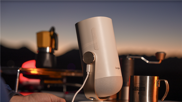 指南：当贝Smart1让户外影院触手可及pg电子试玩平台2025露营投影仪选购(图7)